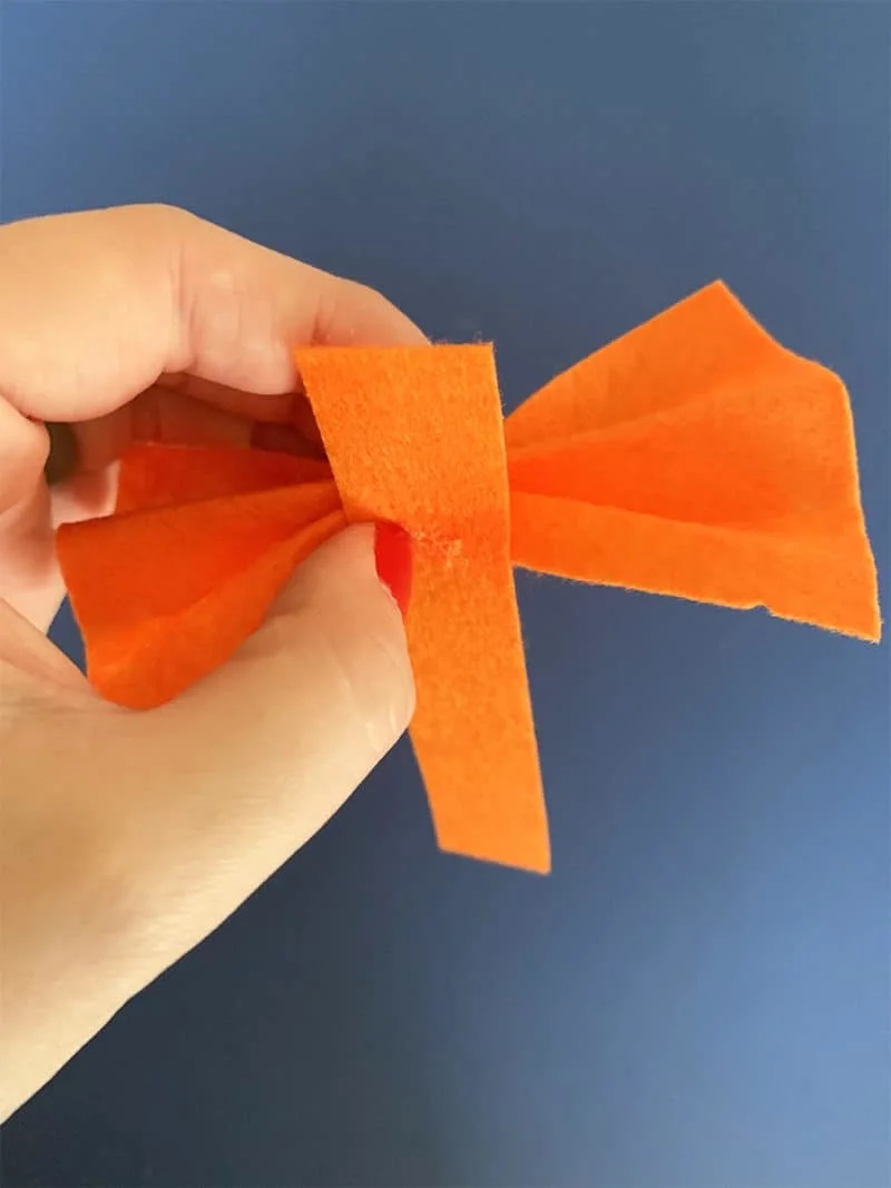 how to make a bow