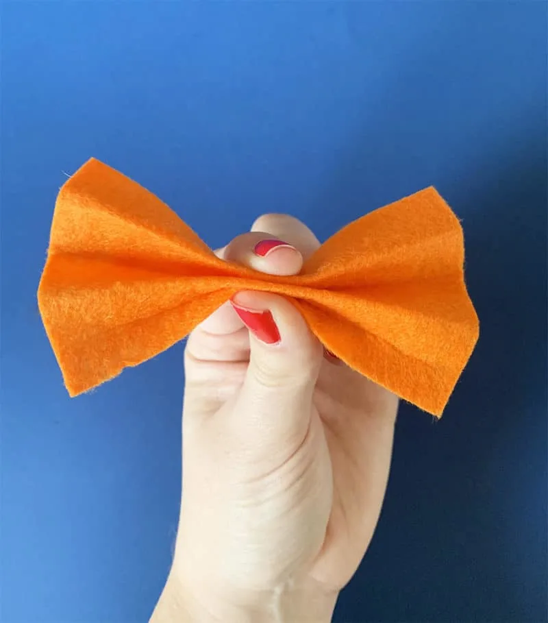 orange bow