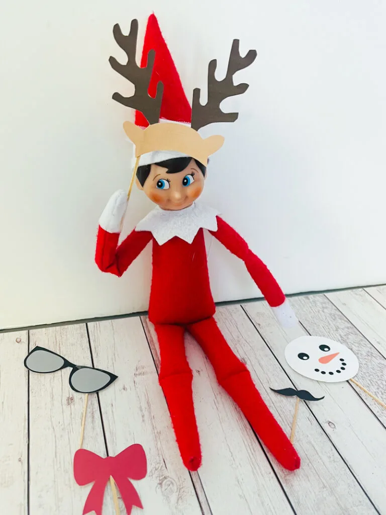 15 Free Printable Elf Props - Pjs and Paint