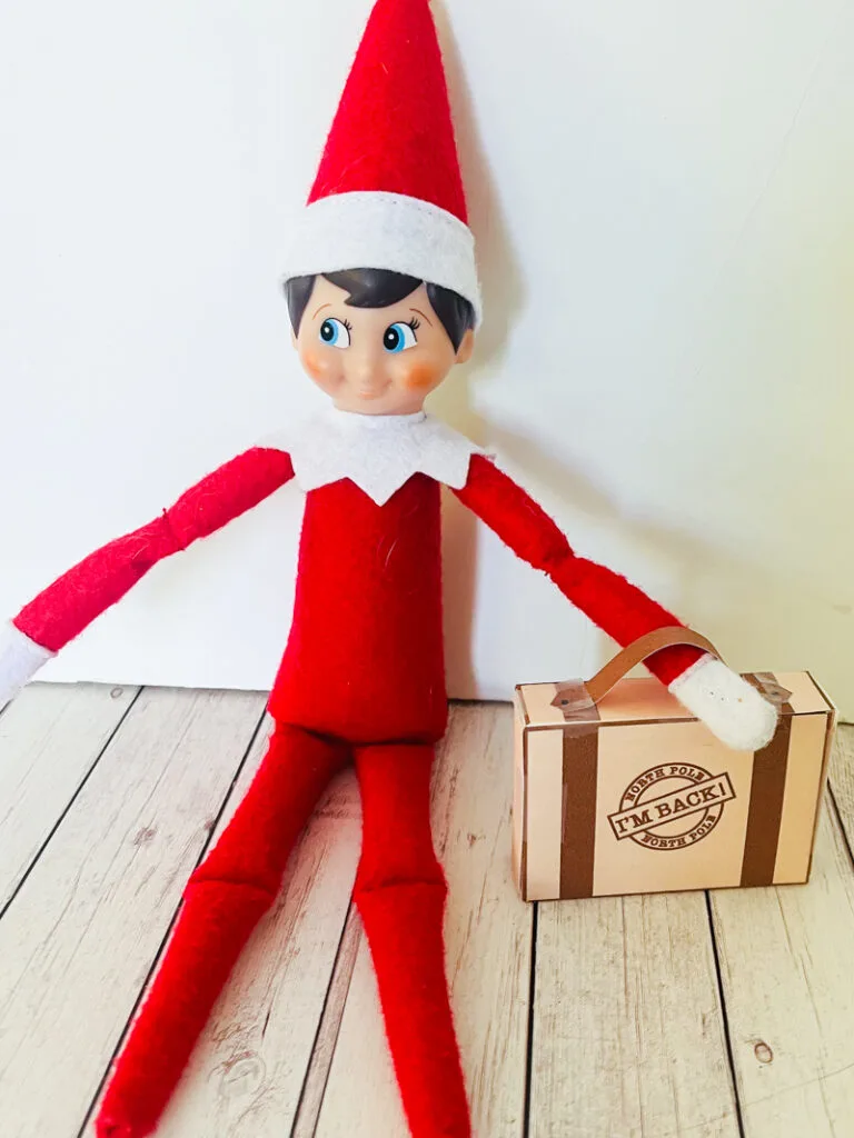 7 Days of Free Printable Elf Props - Pjs and Paint